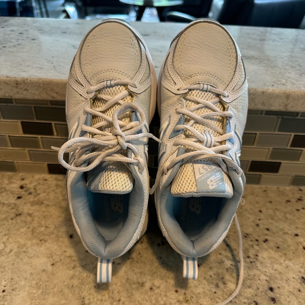 New Balance Extra Wide Sneakers